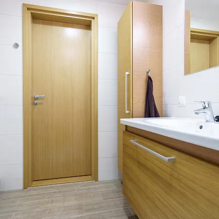 شقة 1-bedroom With Free Parking *