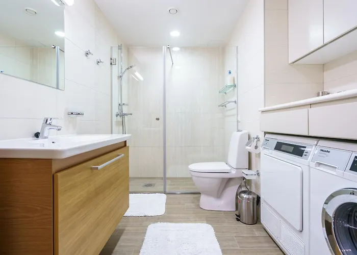 1-bedroom With Free Parking Apartman *